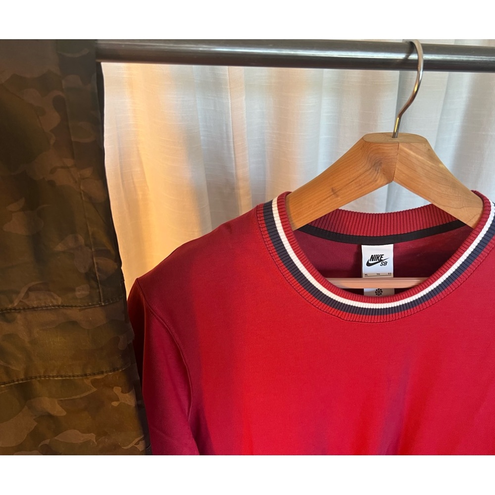 Nike SB T Shirt - Picture 2 of 5